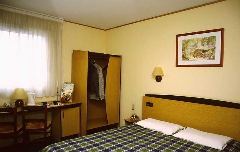 Campanile Katowice Hotel Exterior photo