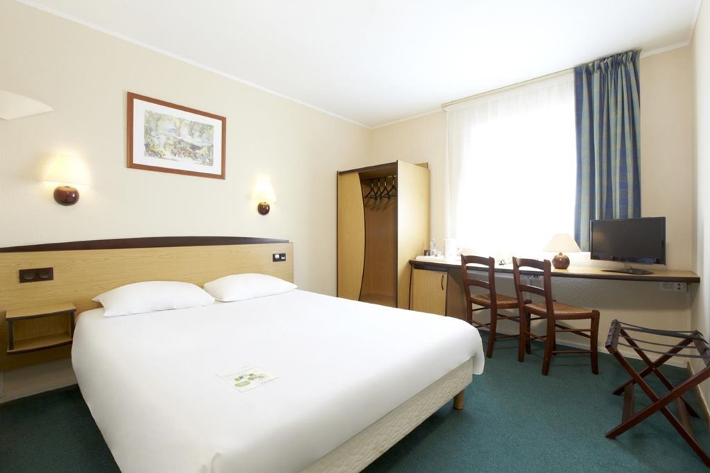 Campanile Katowice Hotel Room photo